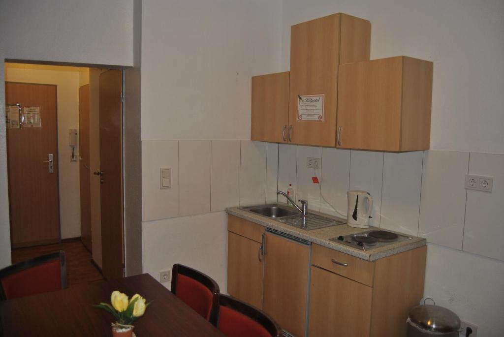 Koelnotel Hostel, Apart & Suite Szoba fotó